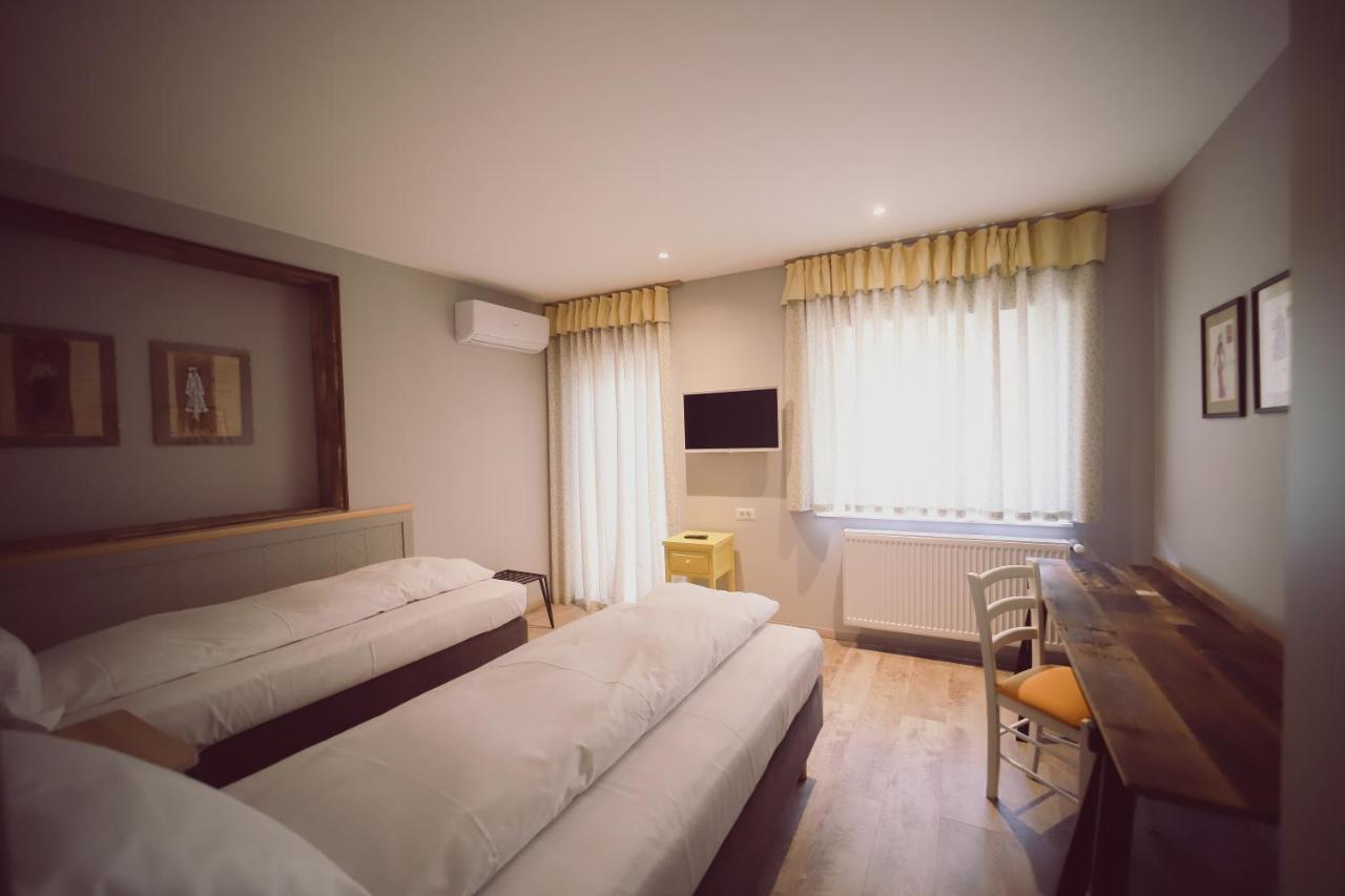 Villa Piazzetta Bacău Zewnętrze zdjęcie