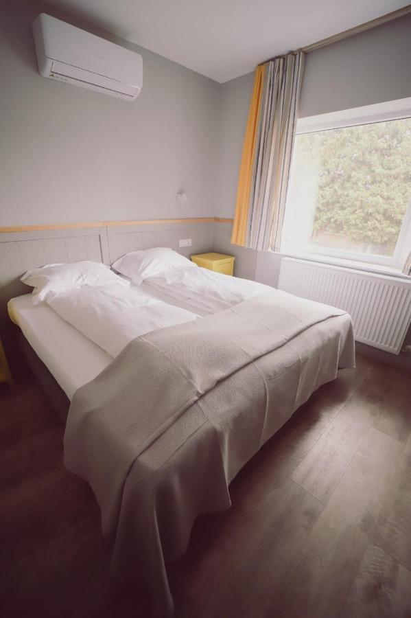Villa Piazzetta Bacău Zewnętrze zdjęcie